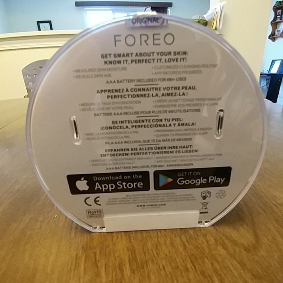 🌟Foreo!!!🌟 - Picture 3 of 3